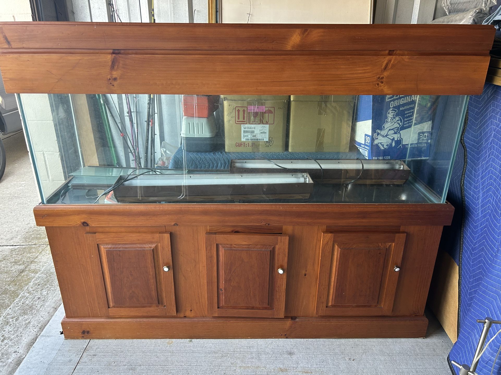 125 Gallon Fish Tank