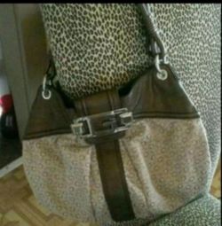 New. Guess purse.