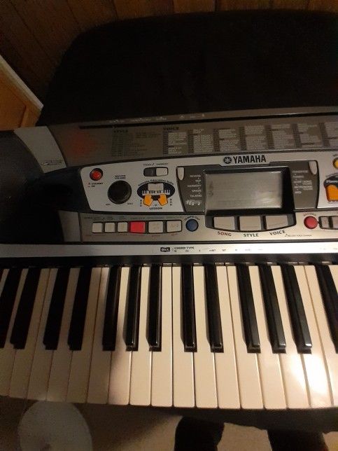 Yamaha Keyboard