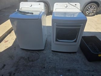 Lg Washer and dryer