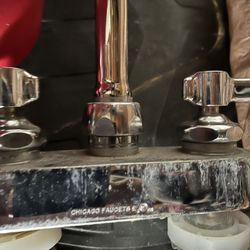 Faucet ( Chicago Faucet ) 4 Inches 