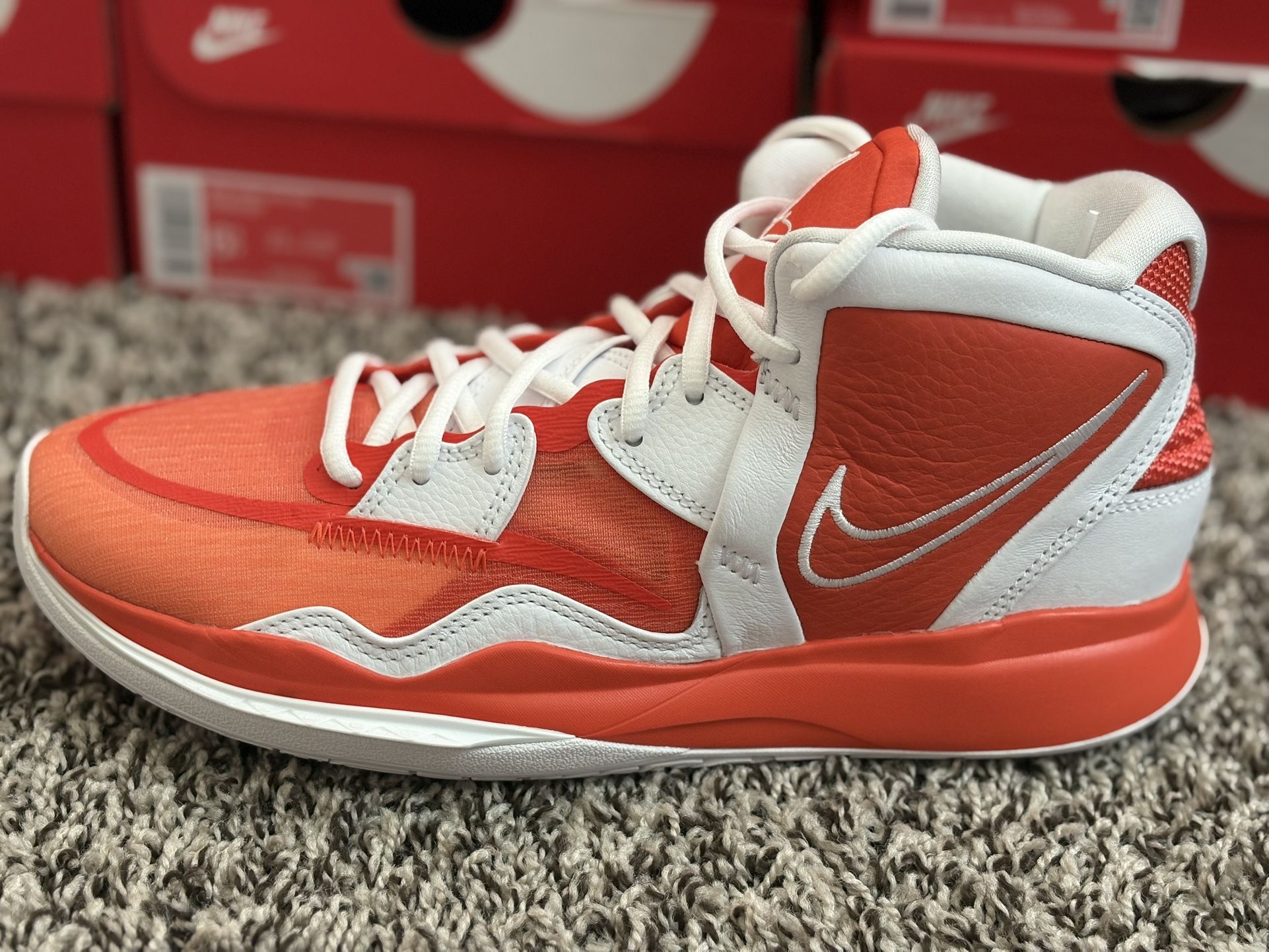 Nike Kyries