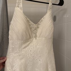 wedding dress size 4 with tags 
