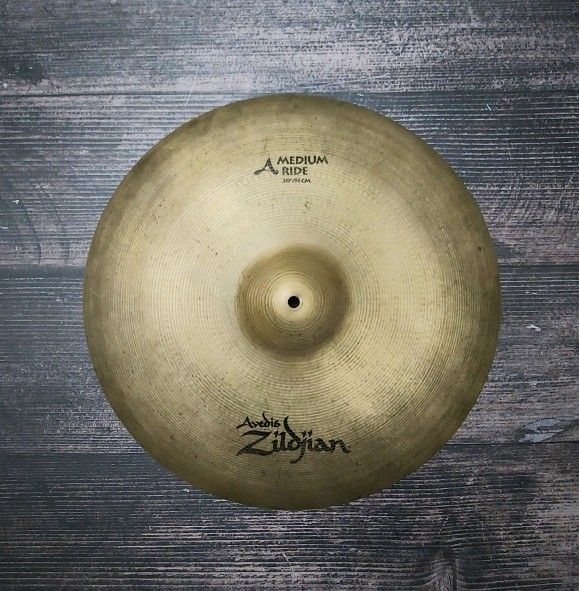 Zildjian Avedi 20 Medium Ride Drum Cymbal !! $180 Or Best Offer !!