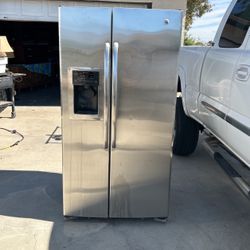 G/E Refrigerator 