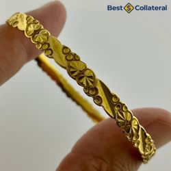 22k Gold Bangle Bracelet