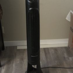 Honeywell QuiteSet Whole Room Tower Fan