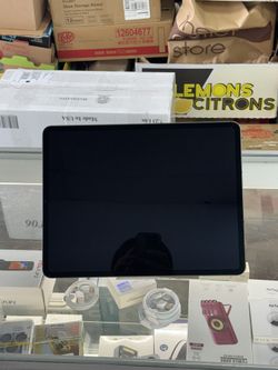 🔥 iPad Pro 12.9” (5th Gen) – 128GB – Black – $490 🔥