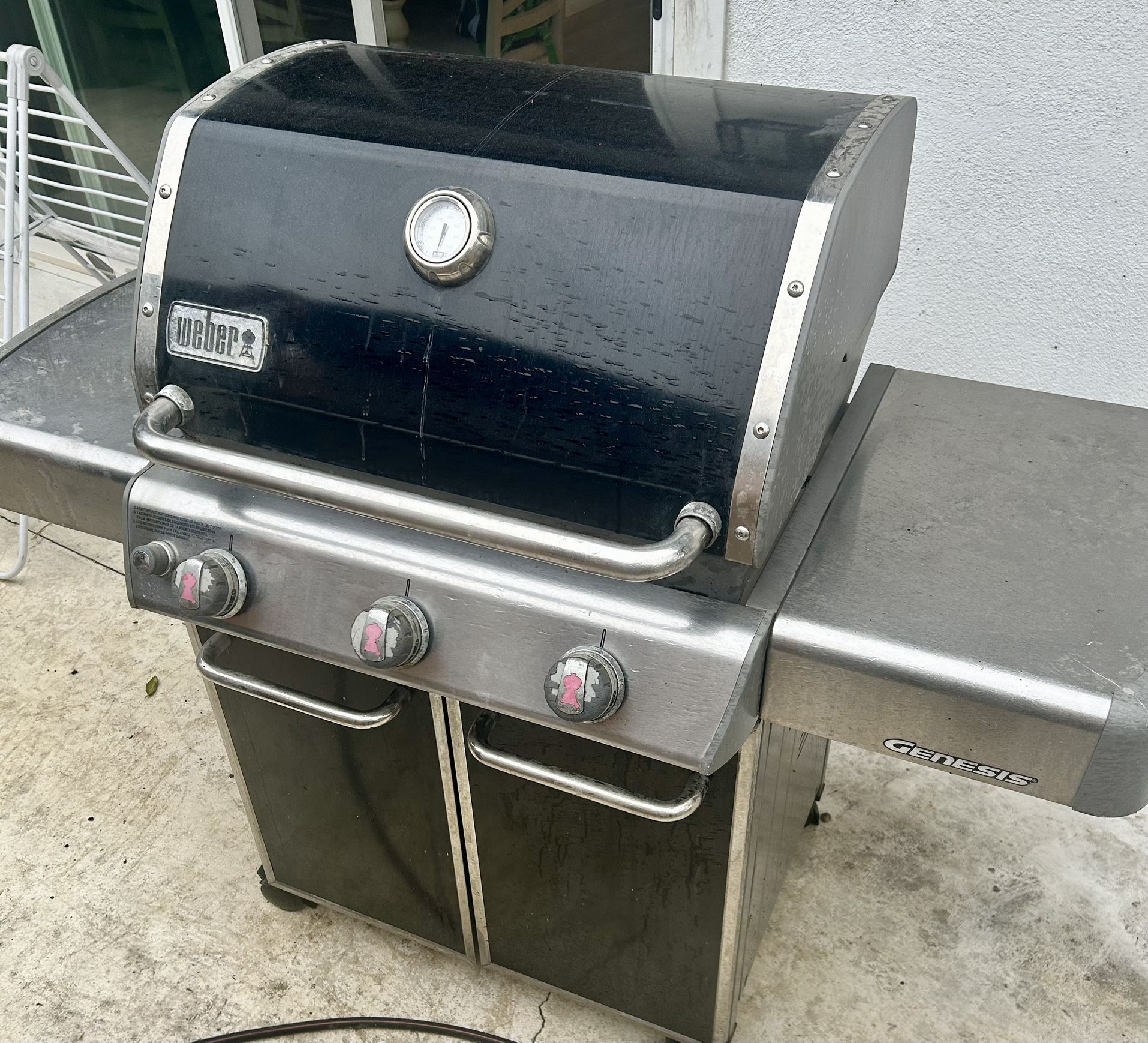 Weber Genesis Natural Gas Grill $400