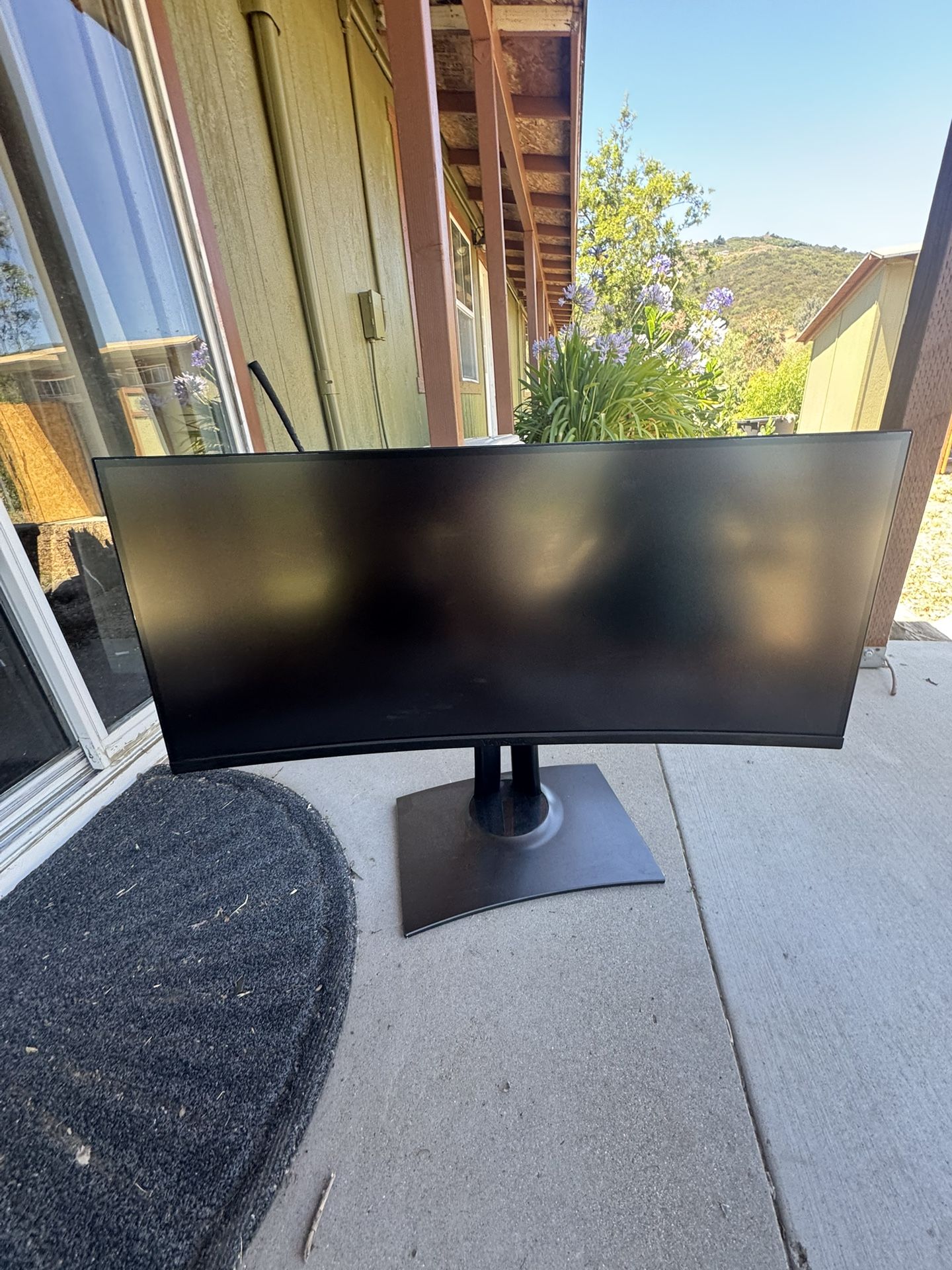 36 Inch Viewsonic Curved Monitor 144hz