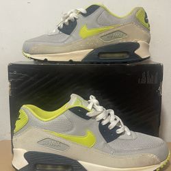 Nike Air Max 90 Gray and Neon Yellow Sneakers Men’s Sz 10.5