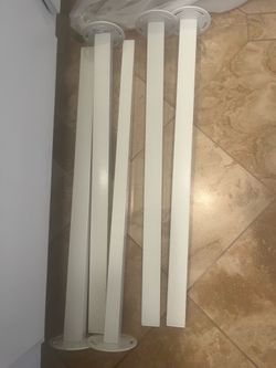 Free IKEA table legs