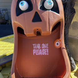 Large Candy Dish With Motion Activated Spooky Sounds