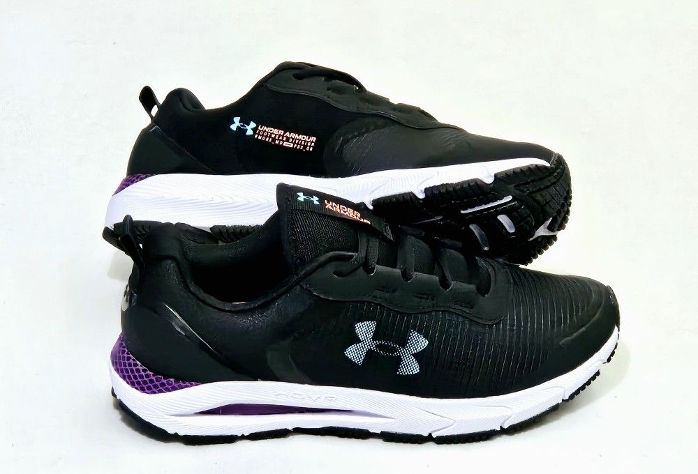 WOMEN'S SIZES 10.5 & 11: UA HOVR SONIC SE RUNNERS!!