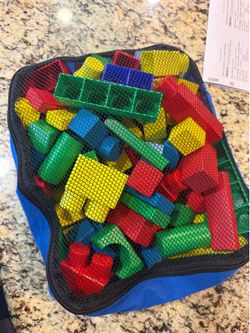 Free toy blocks
