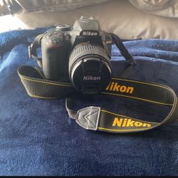 Nikon D3400 Camera 