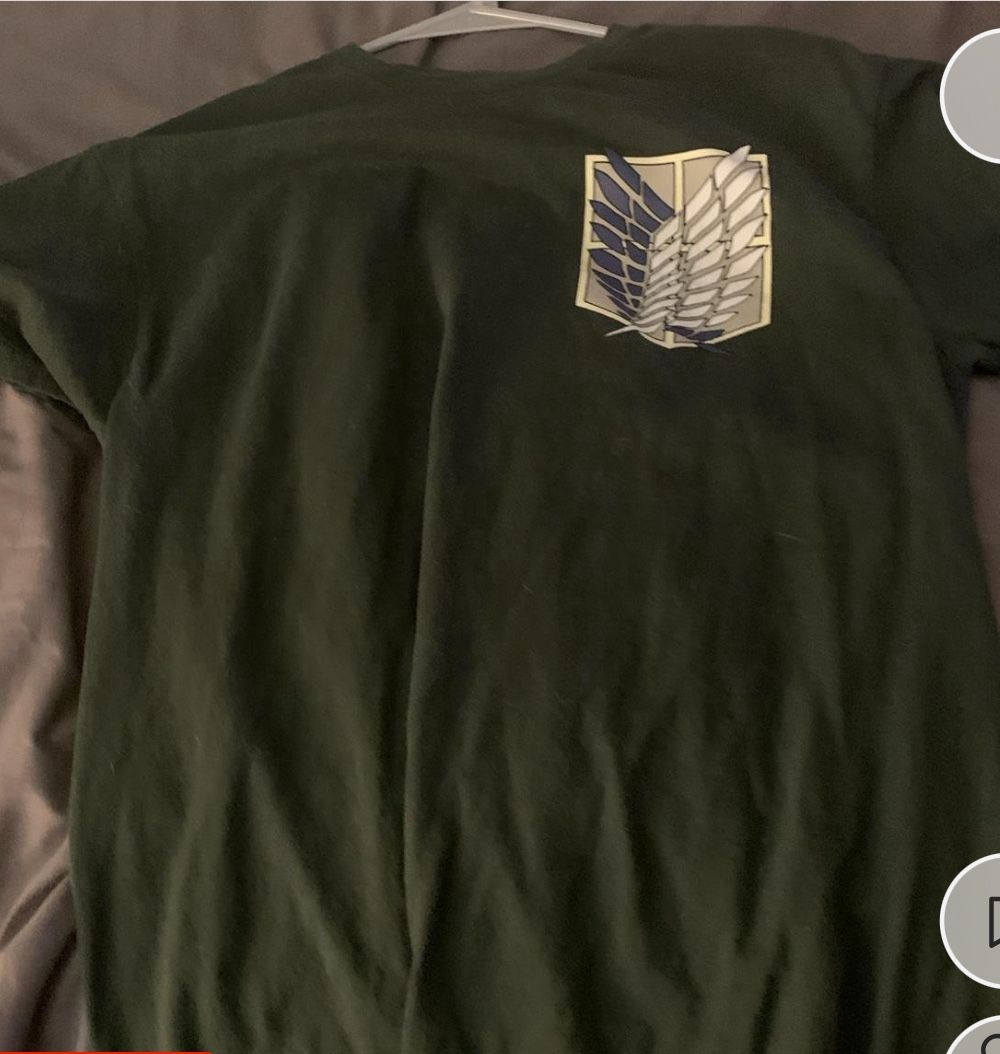 Hot Topic AOT Anime Tee