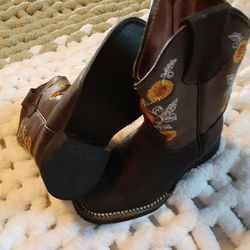 Todler girl Western Boots Size9