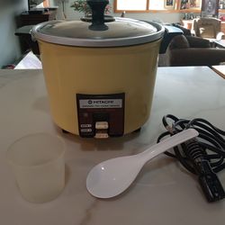 Hitachi - RD- 4052" VINTAGE " 1970'S Rice Cooker. " COMPLETE " Works Excellent