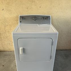 Newer Dryer/Electric/Kenmore/With Warranty