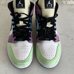 Nike Air Jordan 1 Mid SE Lightbulb Women’s Size 12 