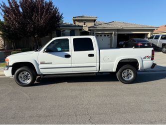 2005 GMC Sierra 2500 HD