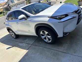 2017 Lexus NX 200t