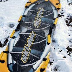 XL Snow Sled For 4 People  In Excellent Condition 