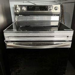 Samsung Stove single oven - (6.3 cu. ft. )Freestanding Electric Range