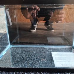 10 Gallon Fish Tank 