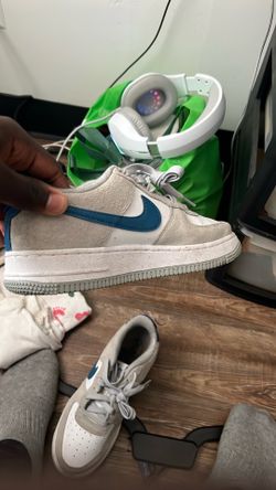 Air Force 1 athletic club