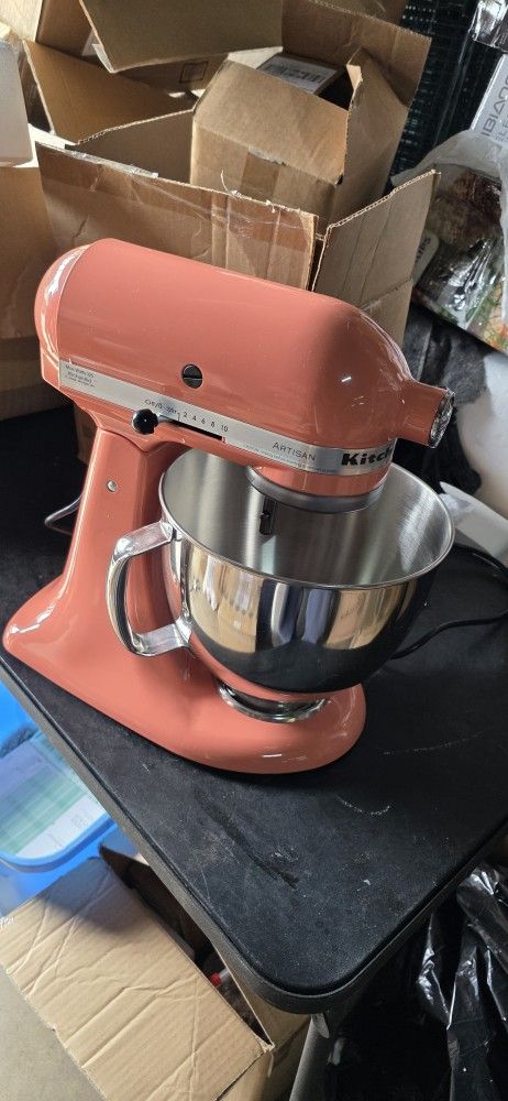 NEW RARE KITCHENAID ARTISAN SERIES 5 QUART BIRD OF PARADISE (PEACH) STAND MIXER