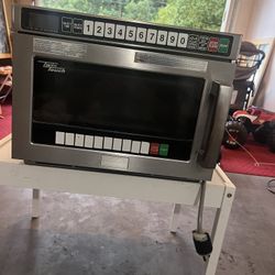 Twin Touch Microwave 