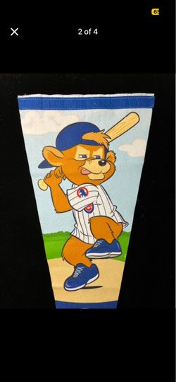 WinCraft 2013 Chicago Cubs felt pennant Clark the Cub