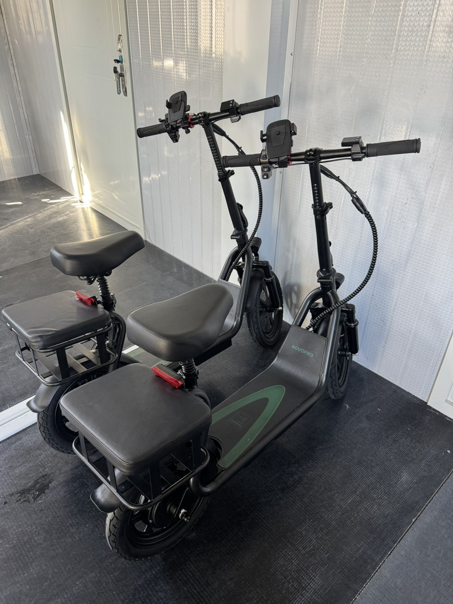 Electric scooter
