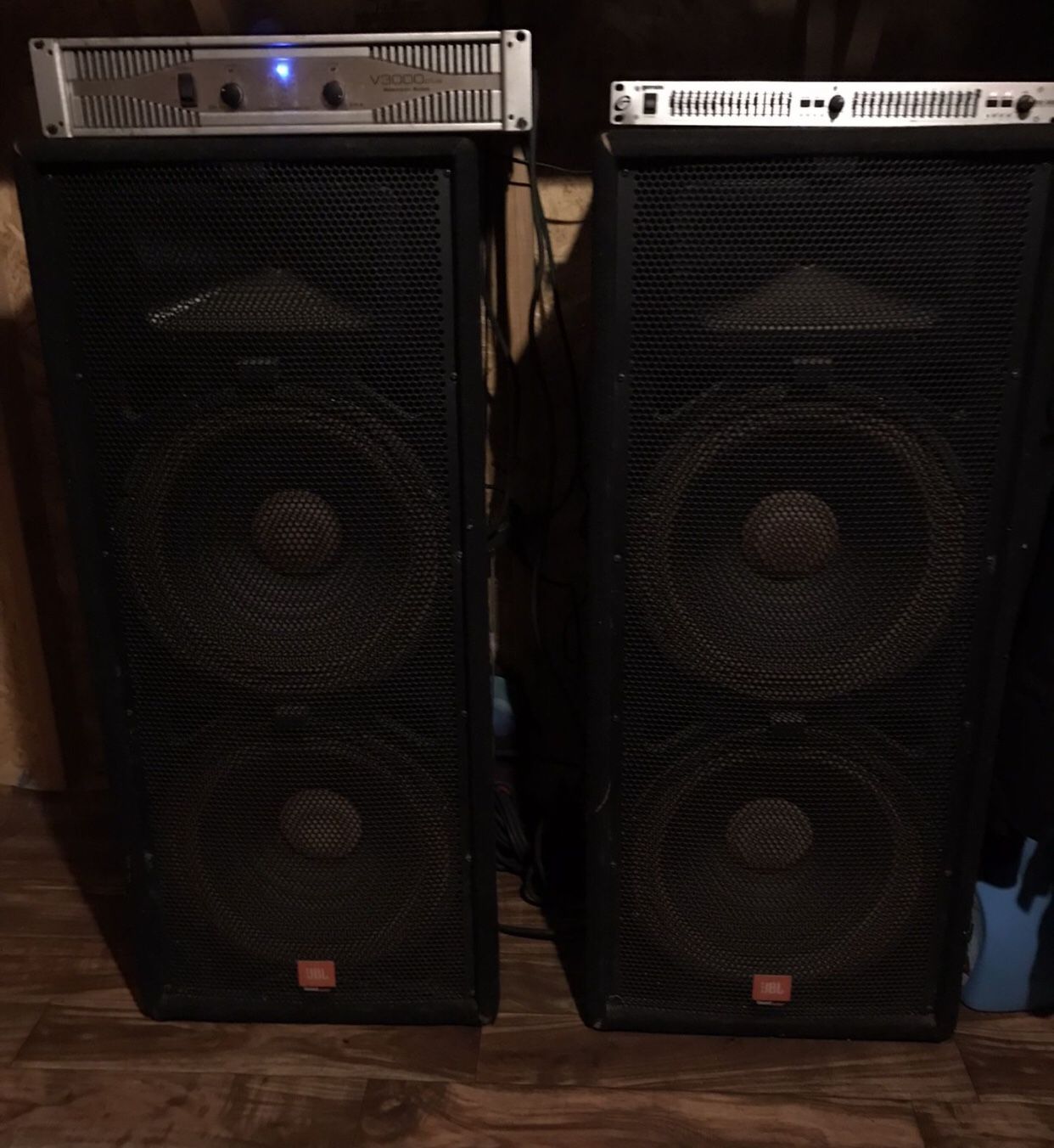 DJ Equipment JBL Speakers Equalizer Amplifier CD Deck Speakers for Sale in Los Angeles, CA OfferUp