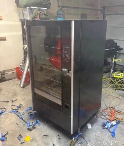 Vending Machine w/ CC reader