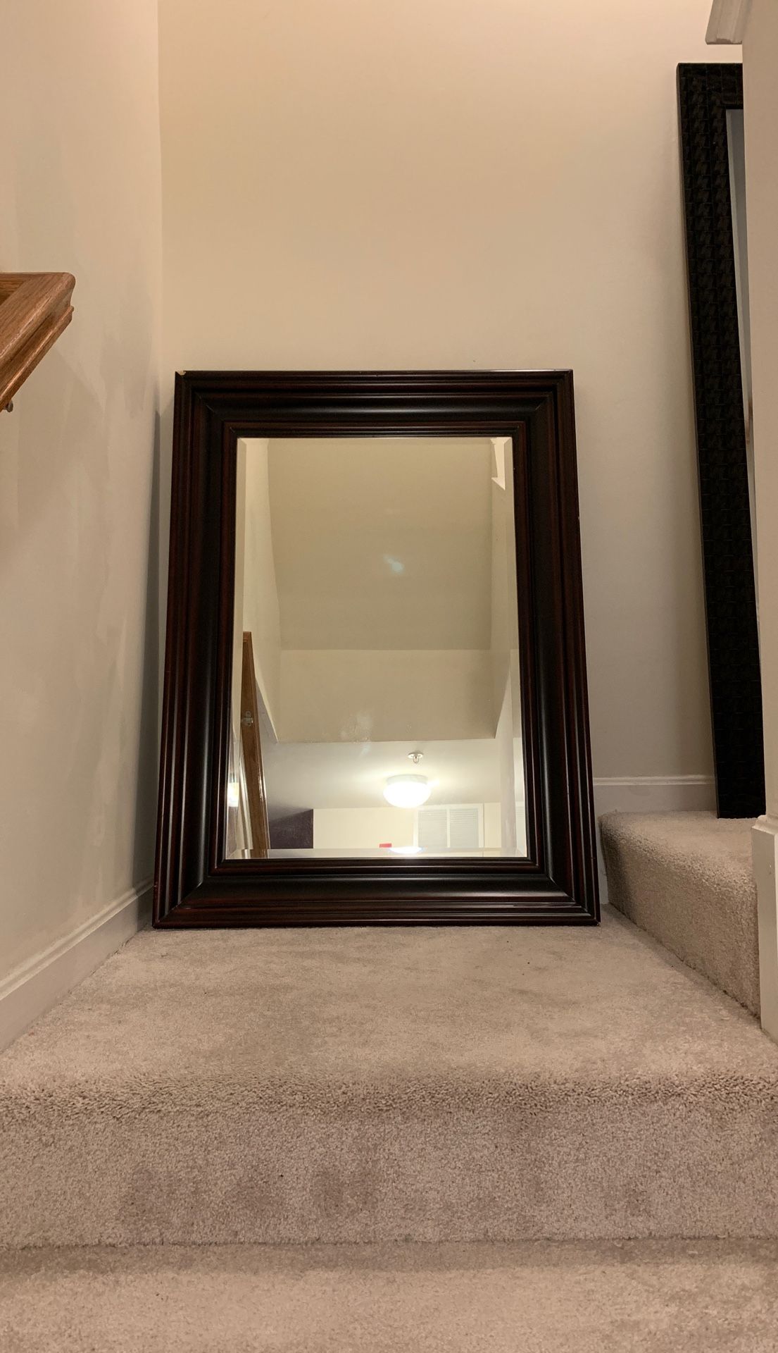 Hanging wall mirror