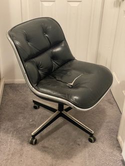 Knoll Pollock Chair