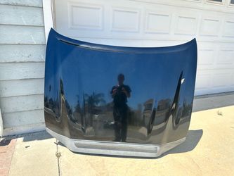 2023 Tacoma OEM Hood black