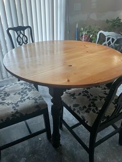 Kitchen table