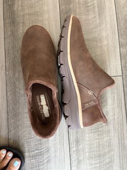 New Skechers size 11
