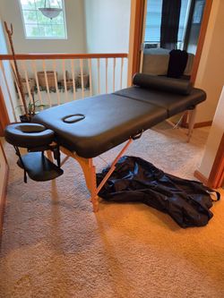 massage table