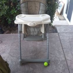 Baby High Chair. Safety first. Folds Up. Great Condition 