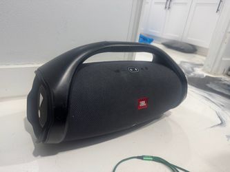 Super loud jbl extreme