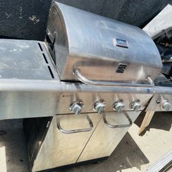 Kenmore Grill