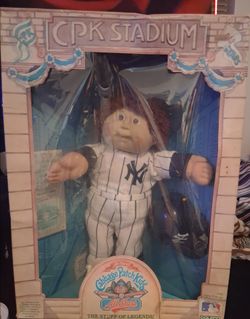 Vintage 1986 New York Yankees Cabbage Patch kid