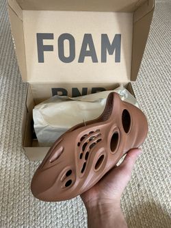 Yeezy Foam Runner Clay Red Men Size 8, 12,13