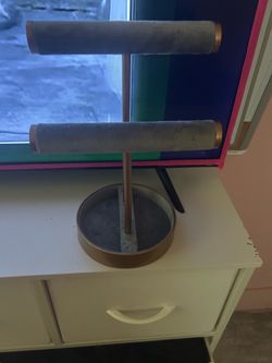 Jewelry holder
