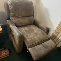 Recliner = electric